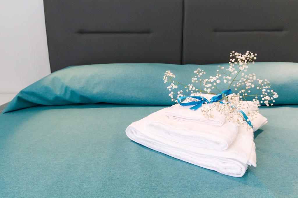 Stanze Del Mare Bed & Breakfast Balestrate Cameră foto