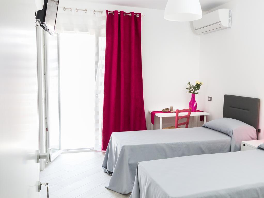 Stanze Del Mare Bed & Breakfast Balestrate Cameră foto