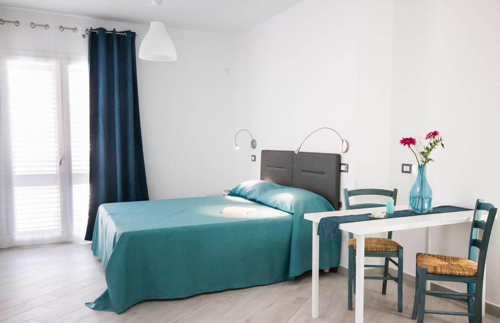 Stanze Del Mare Bed & Breakfast Balestrate Cameră foto