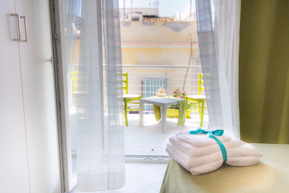 Stanze Del Mare Bed & Breakfast Balestrate Exterior foto